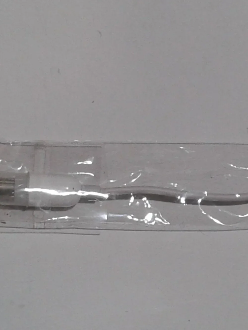 Genuine APPLE 603-2679 S-Video to RCA Composite Adapter NEW
